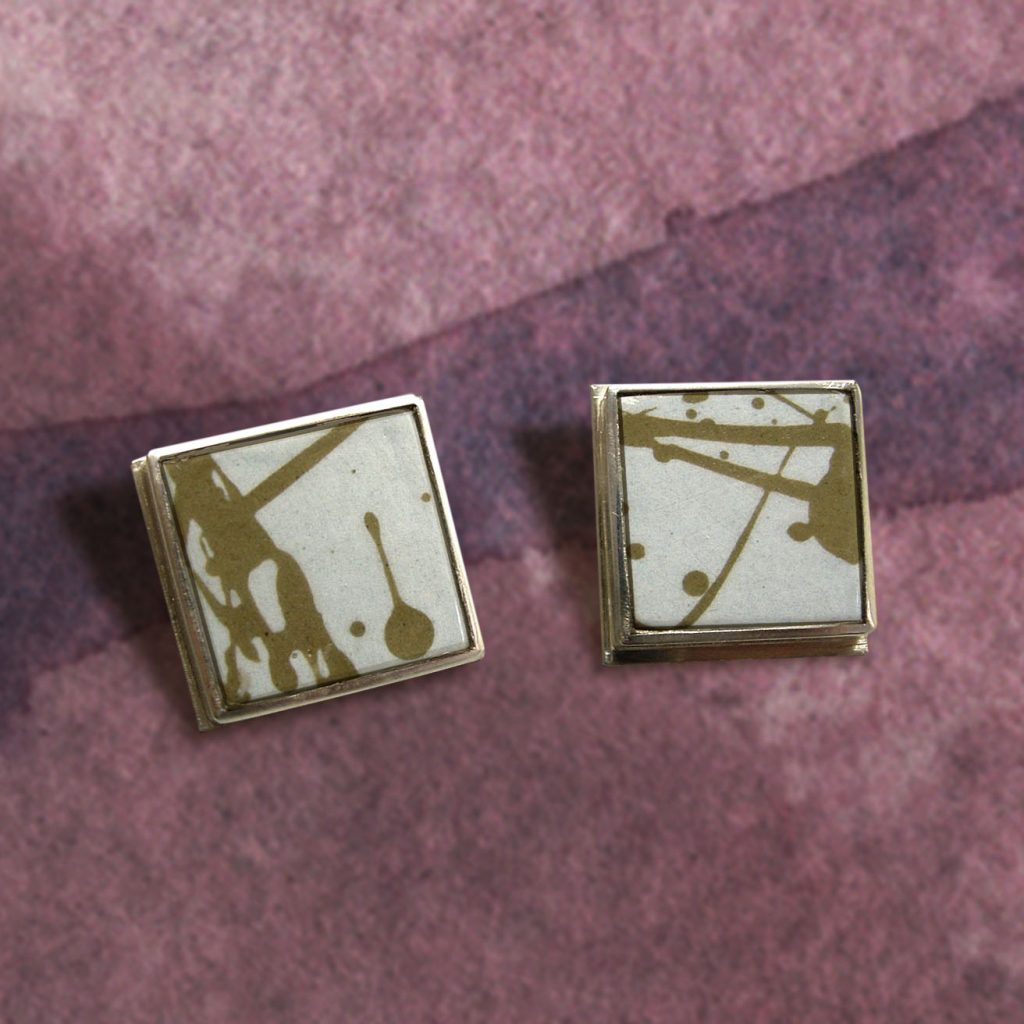 Ohrstecker Porzellan braun abstrakt