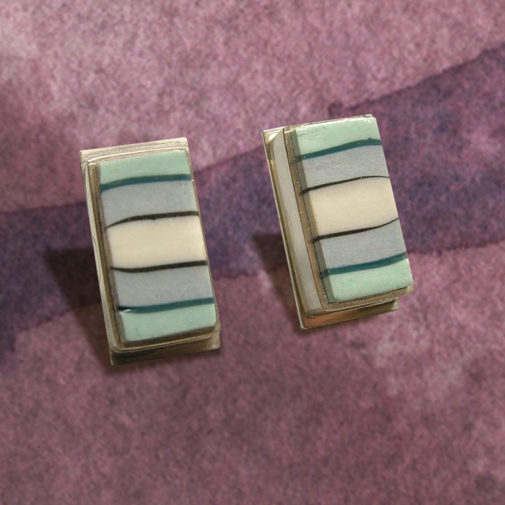 Ohrstecker Porzellan gestreift grün