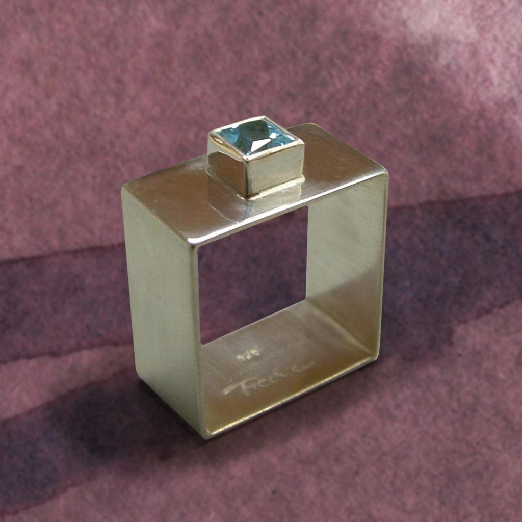 Ring Aquamarin Quadrat gerade