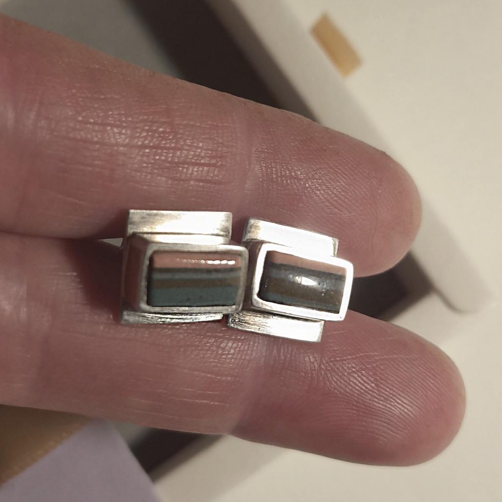 Ohrstecker Porzellan Silber gestreift klein