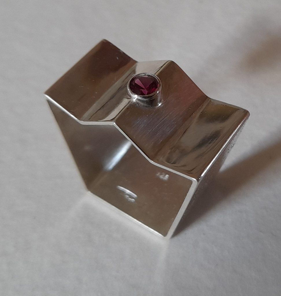 Ring Krone Rodolith Rund