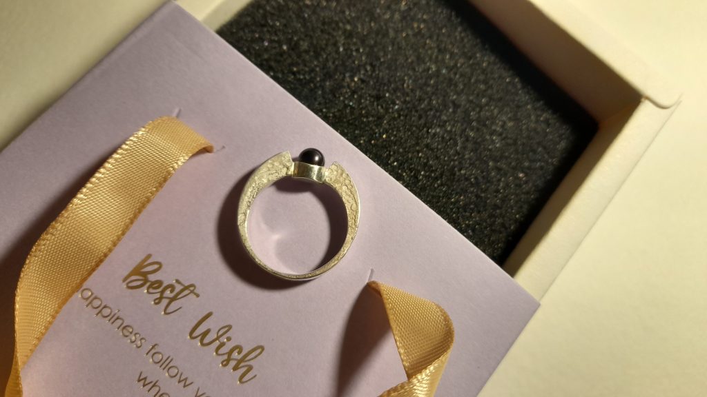 Geschmiedeter Ring Tahiti Perle schwarz